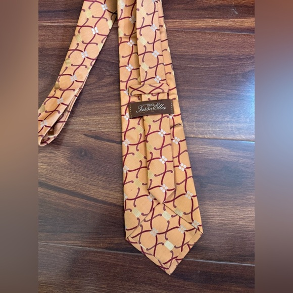 Tasso Elba Gold and Burgundy Patterned Tie - Picture 4 of 10